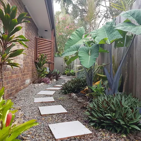 Pandanus Spa Cottage Coolum Beach Exterior photo
